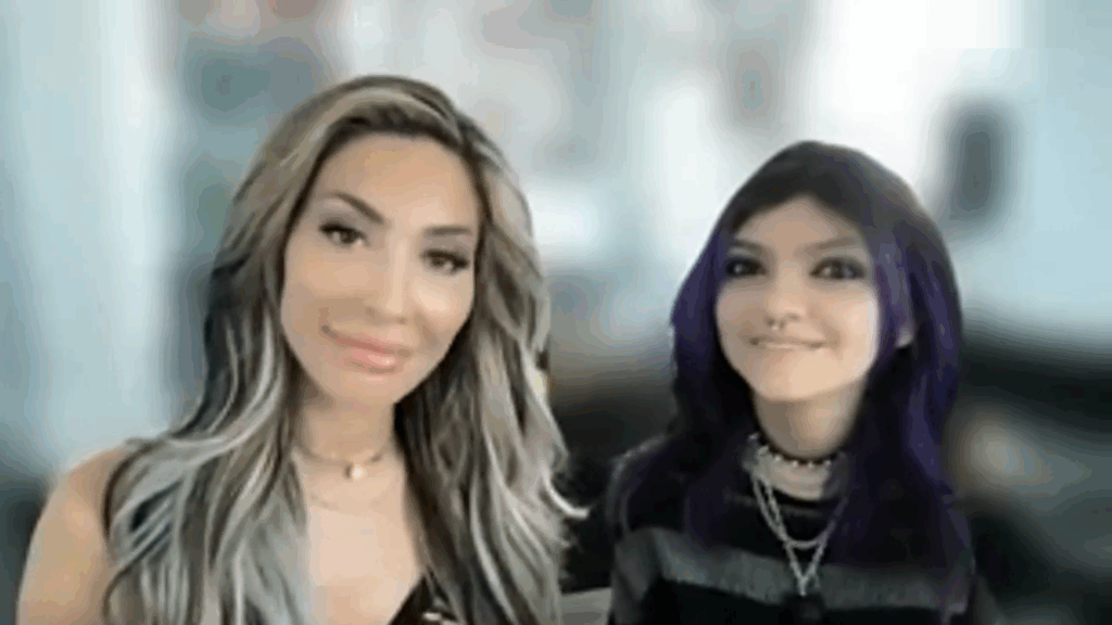 Farrah Abraham and Sophia Abraham in 2022.