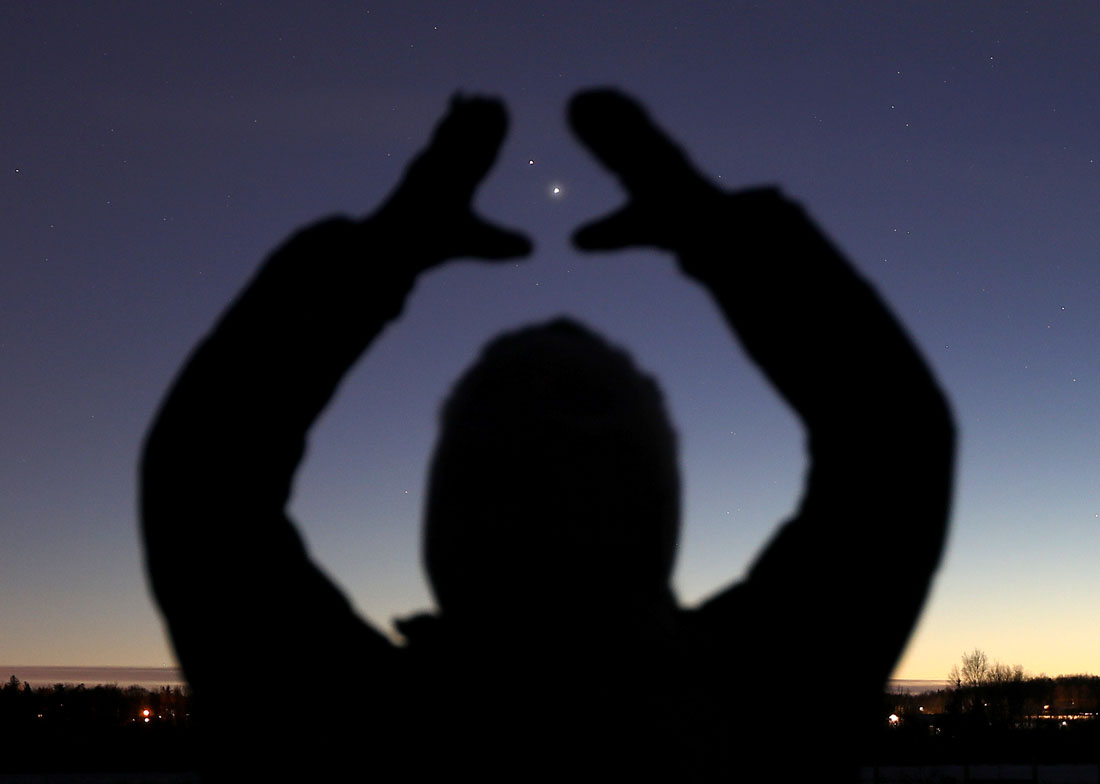 Jupiter-Venus-Katie-Dec-14-5_30pm-45-arc-mins-S.jpg
