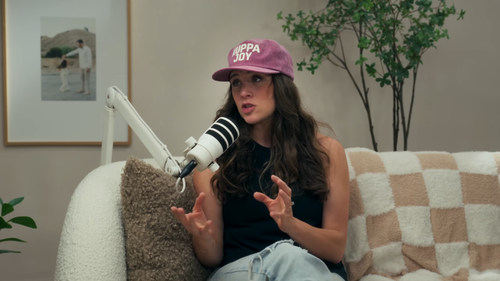 Jinger Duggar and her hands.