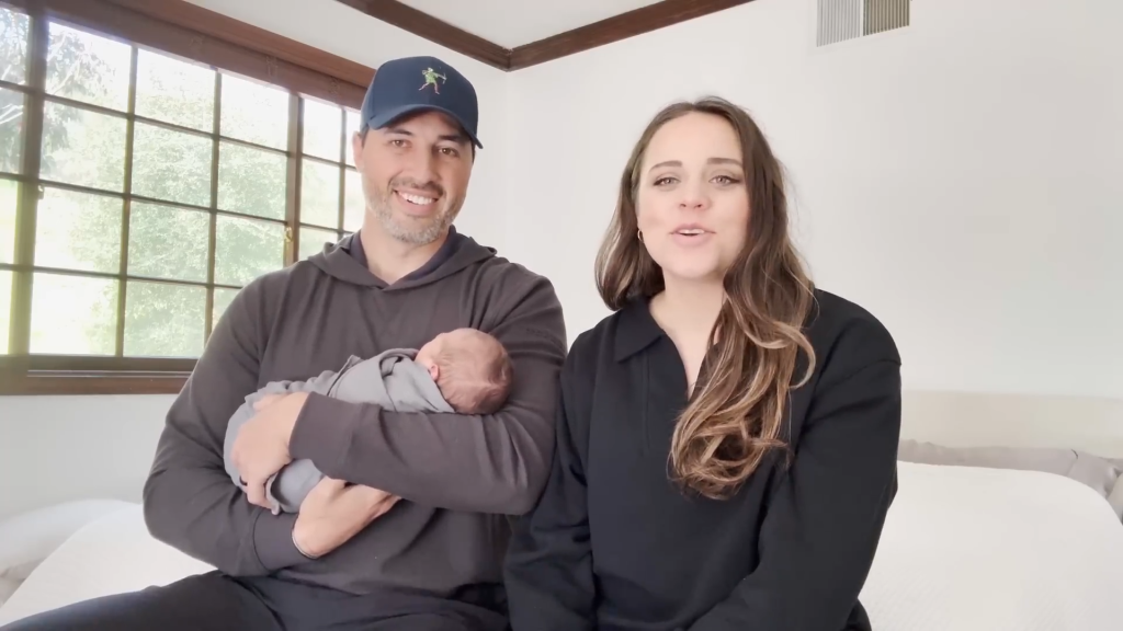 Jinger Duggar, Jeremy Vuolo, and newborn Finnegan.