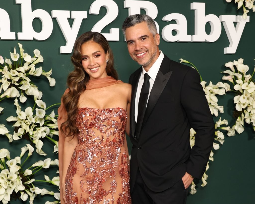 Jessica Alba and Cash Warren attend the 2024 Baby2Baby Gala at Pacific Design Center on November 09, 2024 in West Hollywood, California. 