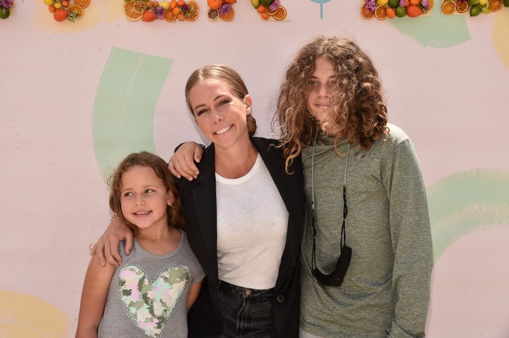 Kendra Wilkinson and her kids in April of 2021.