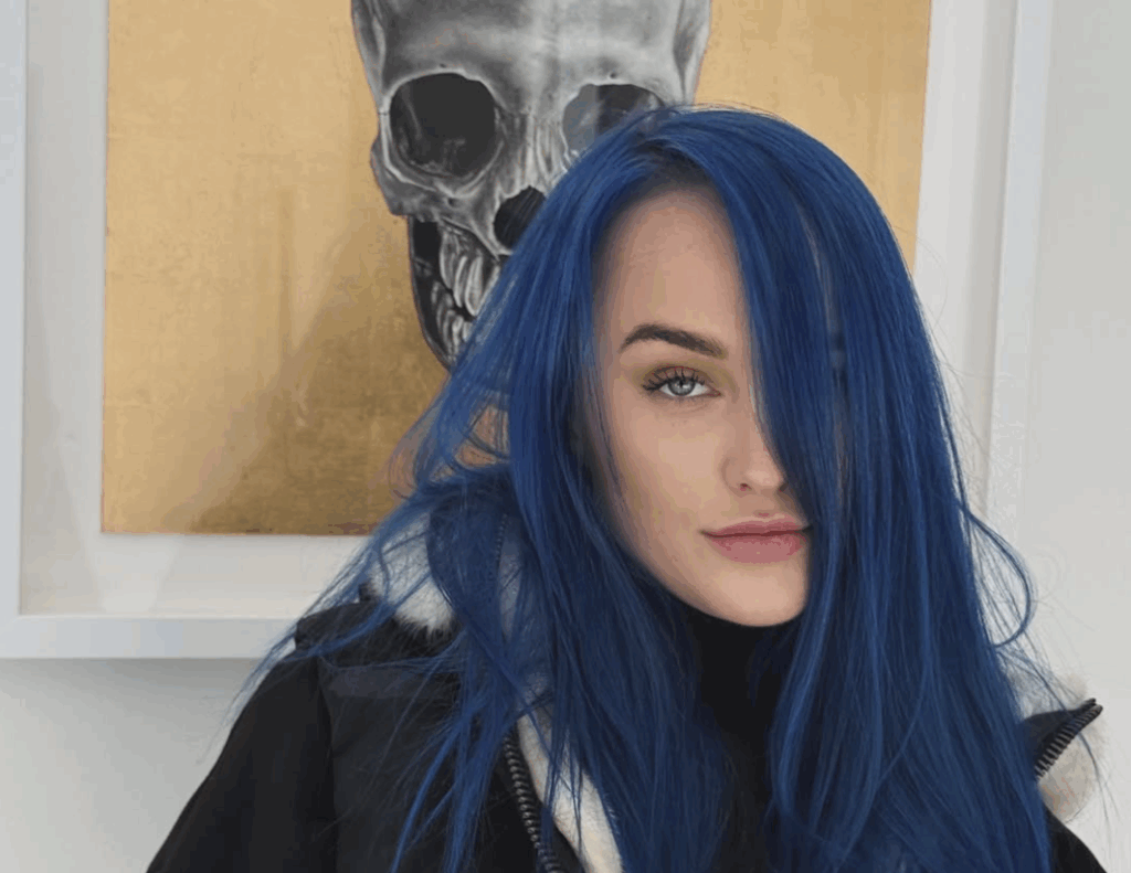 Pop star Camryn Magness has passed away at the age of 26.