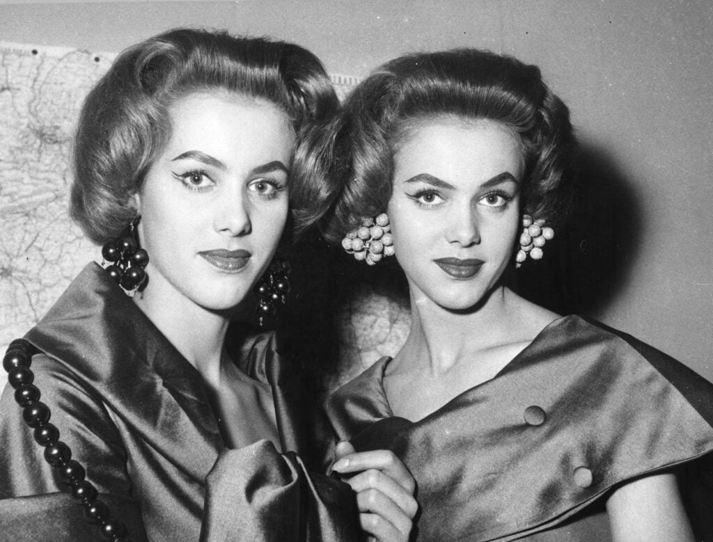 Alice and Ellen Kessler in January 1956.