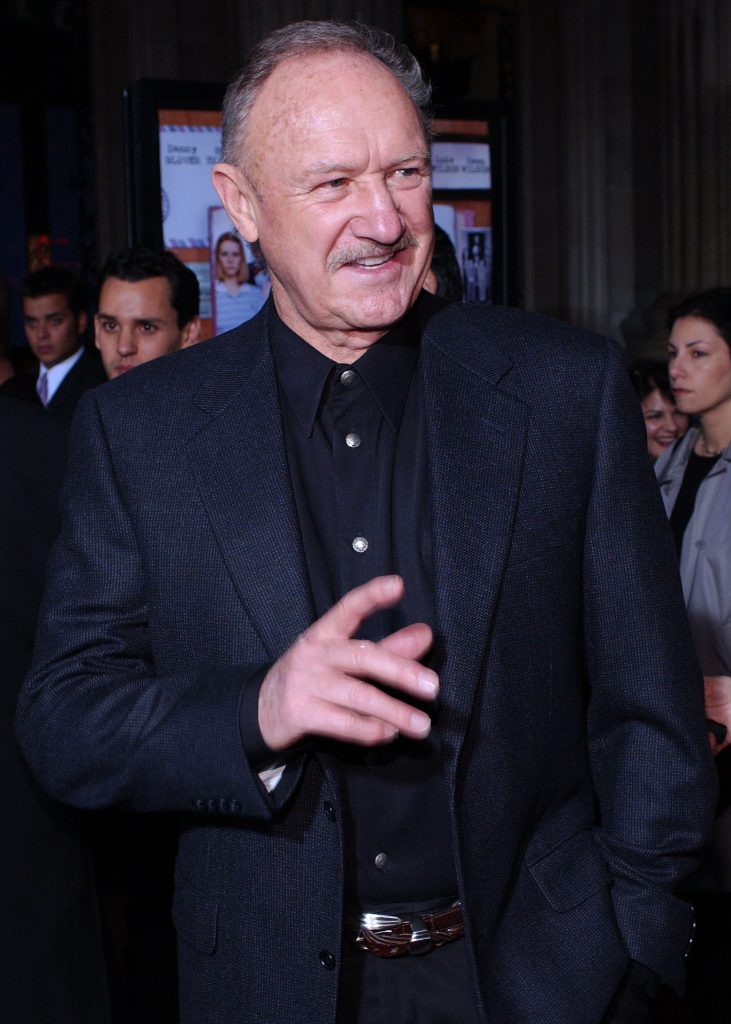 US actor Gene Hackman arrives at the premiere of his new film The Royal Tenenbaums, in Los Angeles, 06 December 2001. 