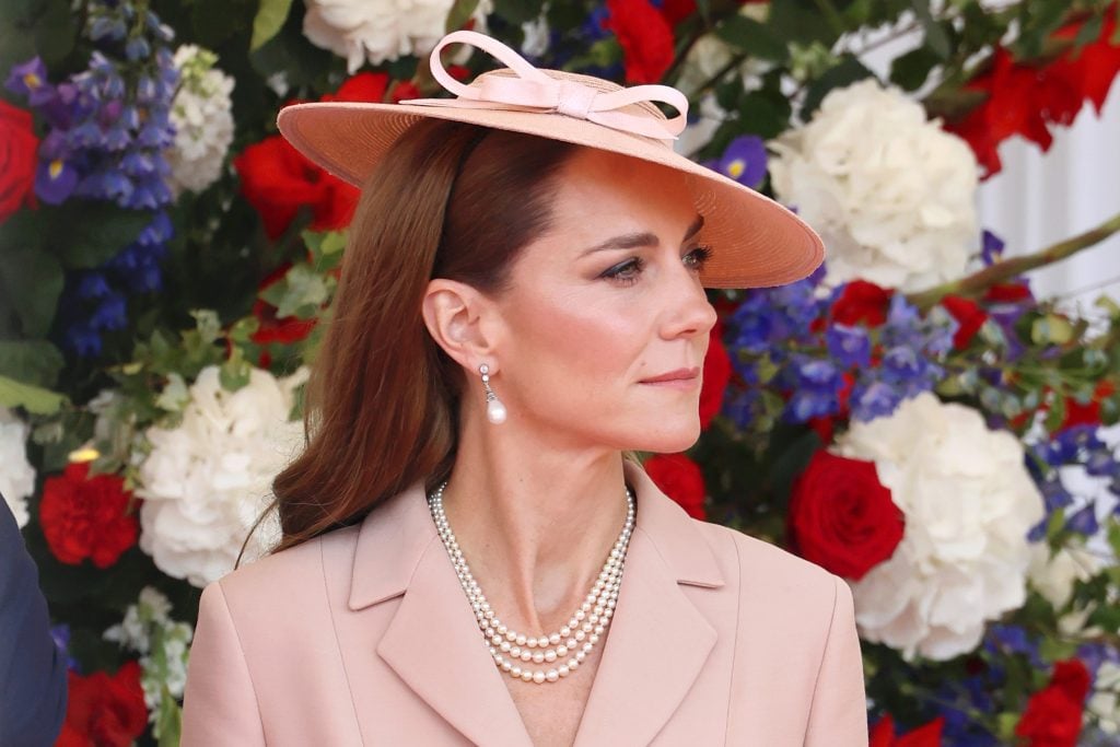 Catherine, Princess of Wales awaits the arrival of President Emmanuel Macron and Mrs Brigitte Macron on July 08, 2025 in Windsor, England.
