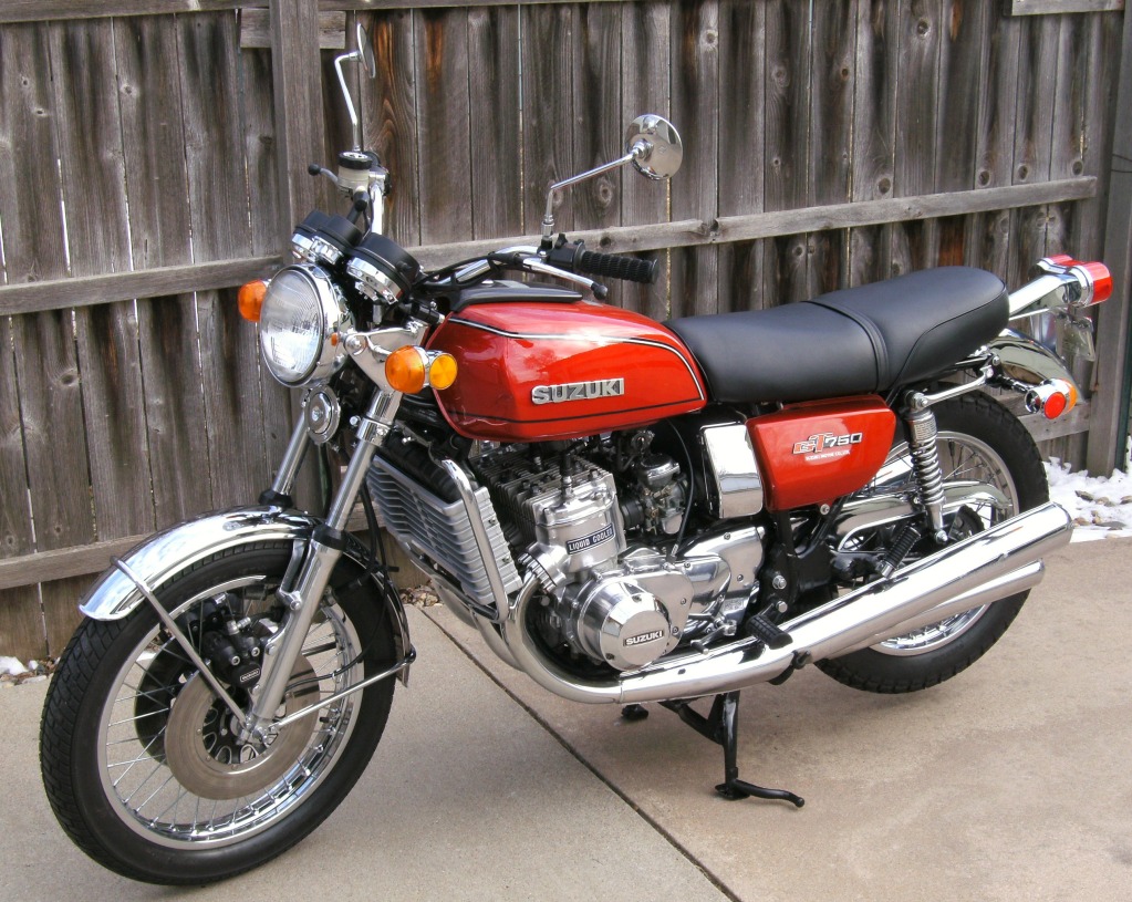 suzuki-gt750.jpg