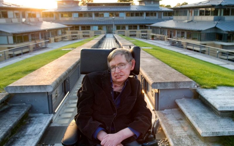 stephen-hawking-e1525259066519.jpg