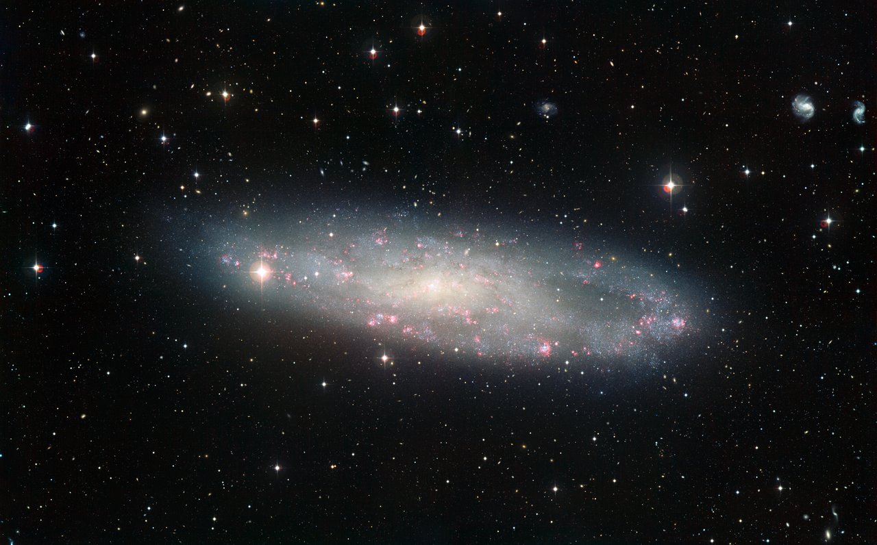 NGC247_ESO_1280x796.jpg