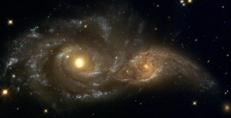 colliding-galaxies-NGC2207-IC2163-e1489066016313.jpg